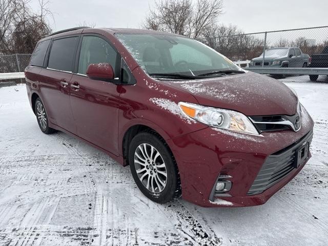 used 2018 Toyota Sienna car