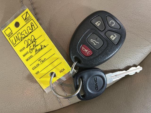 used 2012 GMC Acadia car, priced at $3,800