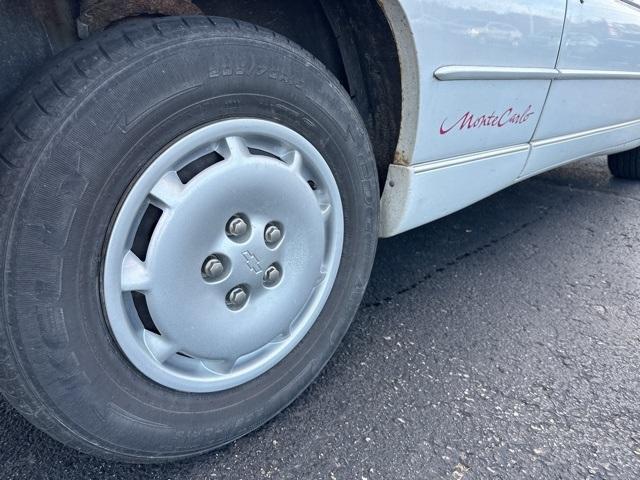 used 1999 Chevrolet Monte Carlo car, priced at $5,300