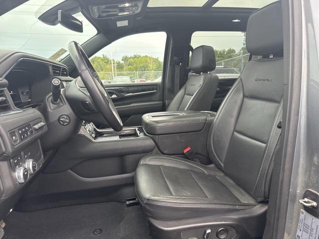 used 2022 GMC Yukon XL car, priced at $56,800