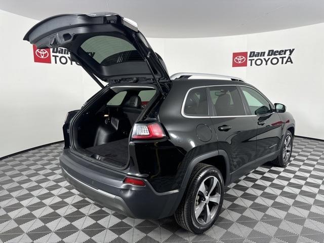 used 2020 Jeep Cherokee car, priced at $14,646