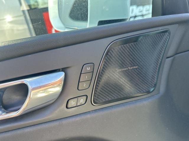 used 2021 Volvo XC60 Recharge Plug-In Hybrid car, priced at $31,600