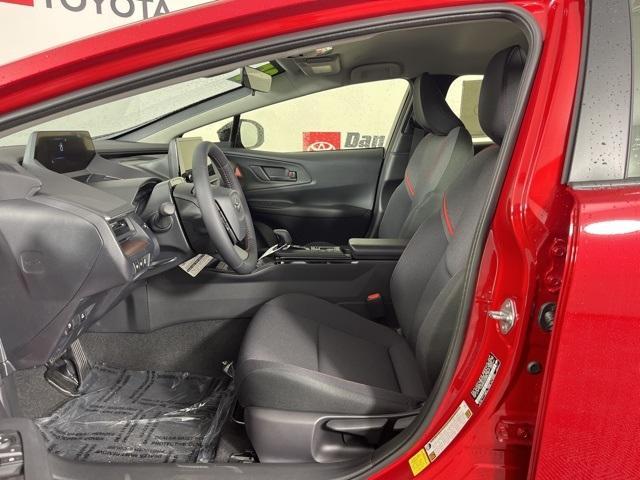 new 2025 Toyota Prius Plug-In Hybrid car, priced at $35,004