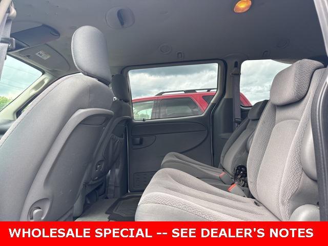 used 2006 Chrysler Town & Country car, priced at $1,300
