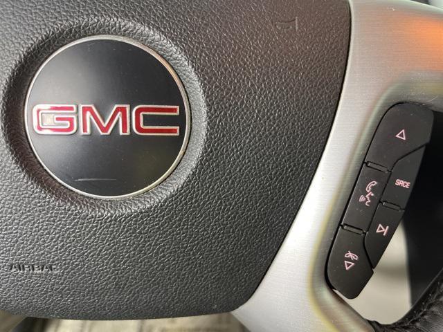 used 2009 GMC Acadia car, priced at $3,900
