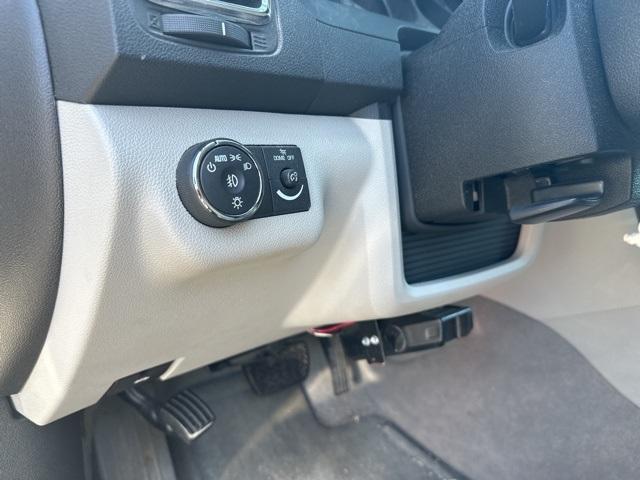 used 2009 GMC Acadia car, priced at $5,900