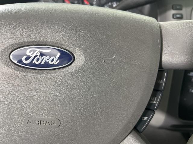 used 2007 Ford Taurus car, priced at $2,100