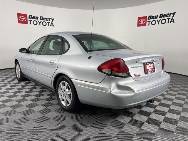 used 2007 Ford Taurus car, priced at $2,100