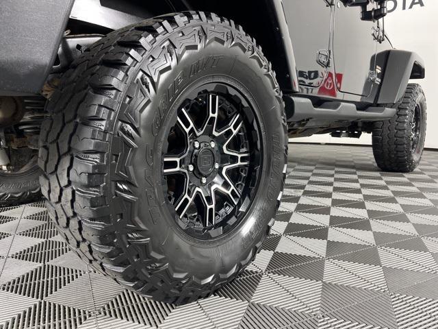 used 2012 Jeep Wrangler Unlimited car, priced at $15,900