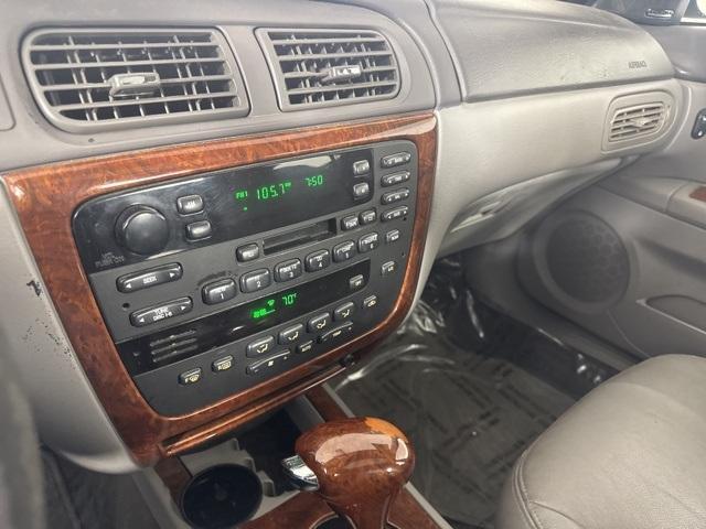 used 2005 Mercury Sable car, priced at $3,800