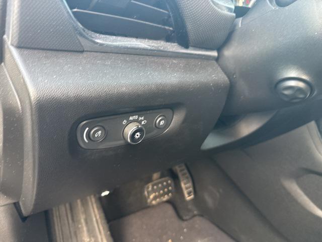 used 2018 Chevrolet Traverse car, priced at $17,737