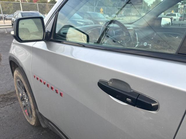 used 2018 Chevrolet Traverse car, priced at $17,737