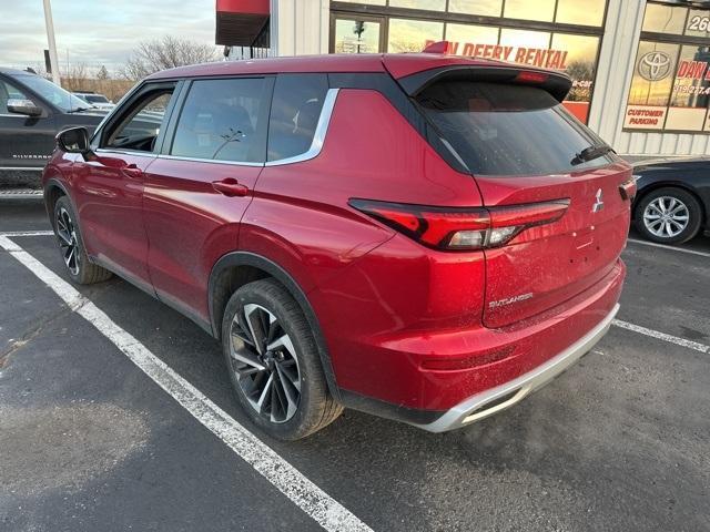 used 2024 Mitsubishi Outlander car, priced at $25,500