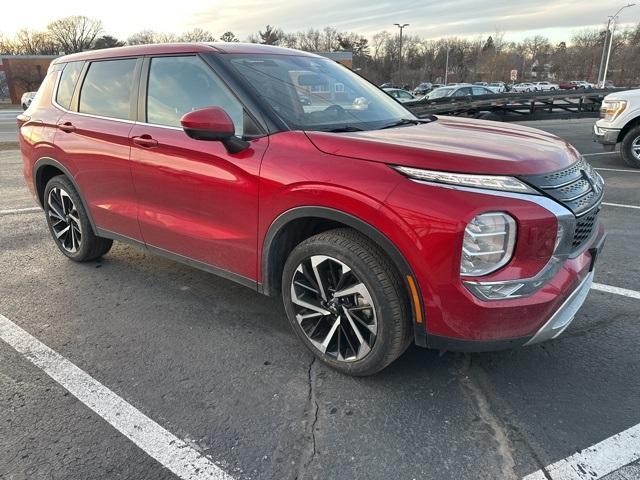 used 2024 Mitsubishi Outlander car, priced at $25,500