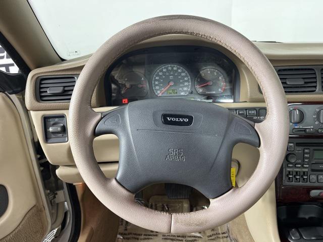 used 2001 Volvo C70 car, priced at $5,800