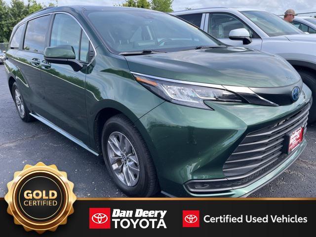 used 2022 Toyota Sienna car, priced at $39,500