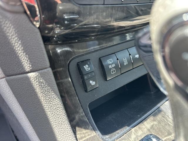 used 2014 Buick Enclave car, priced at $7,300