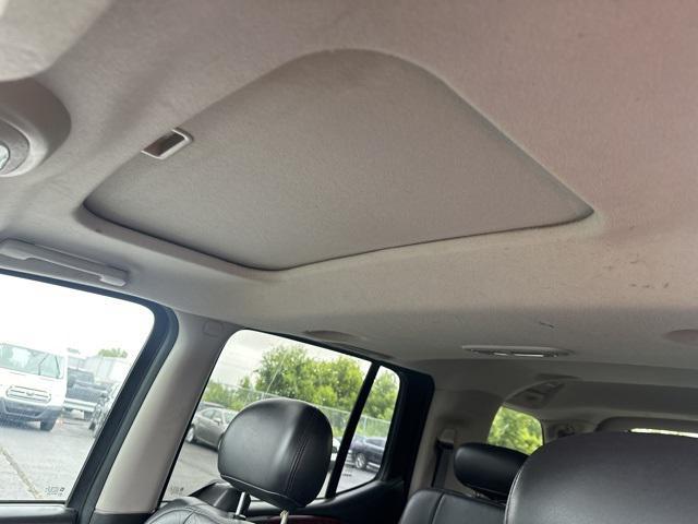used 2005 GMC Envoy XL car, priced at $4,200