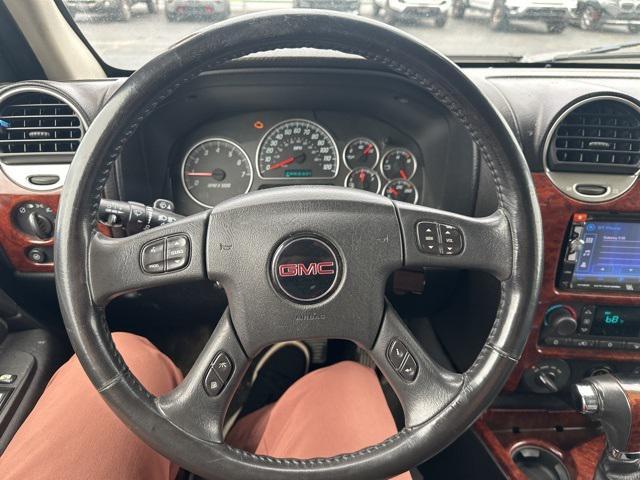 used 2005 GMC Envoy XL car, priced at $4,200