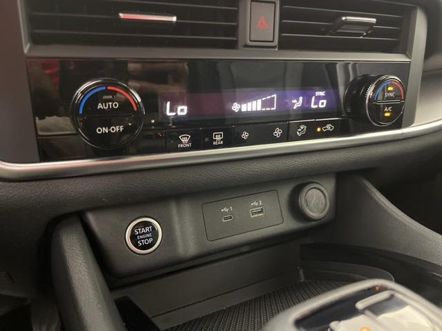 used 2023 Nissan Rogue car, priced at $21,054