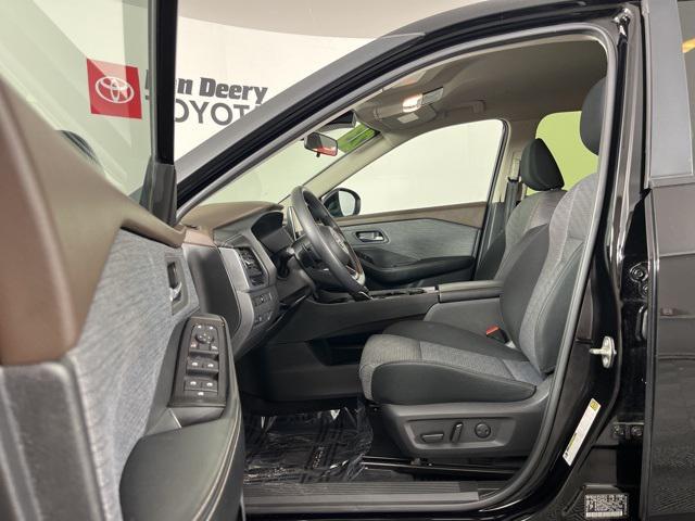 used 2023 Nissan Rogue car, priced at $21,054