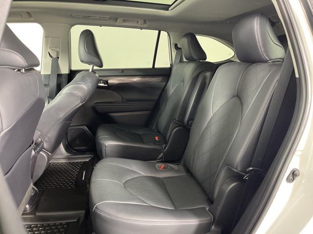 used 2021 Toyota Highlander car, priced at $37,602