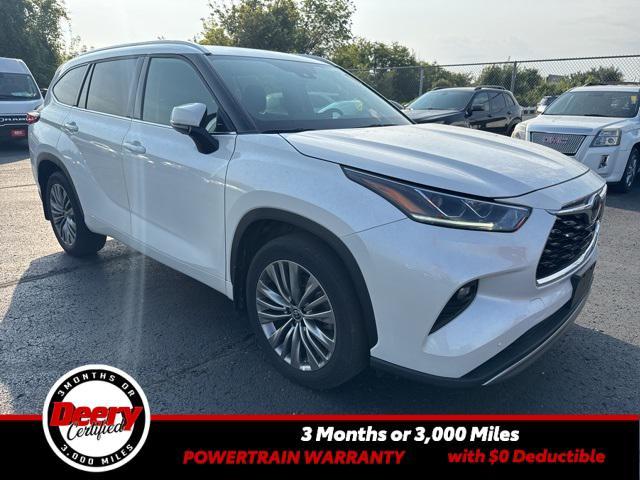 used 2021 Toyota Highlander car, priced at $39,700
