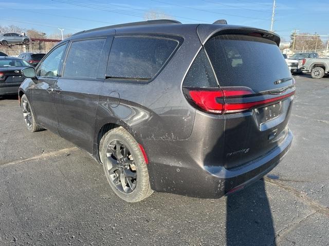 used 2022 Chrysler Pacifica car, priced at $27,848