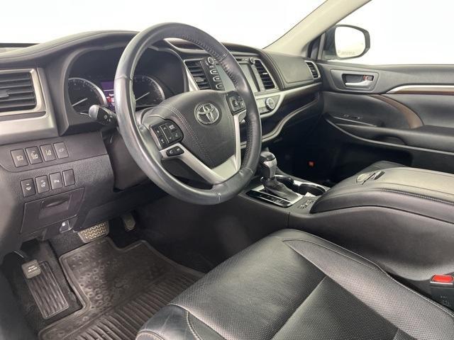 used 2016 Toyota Highlander car, priced at $19,940