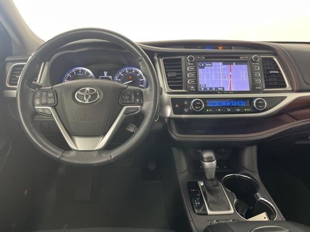 used 2016 Toyota Highlander car, priced at $19,940