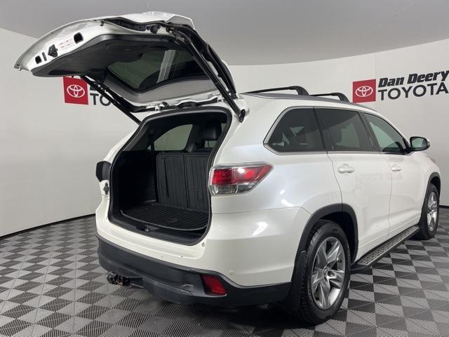 used 2016 Toyota Highlander car, priced at $19,940