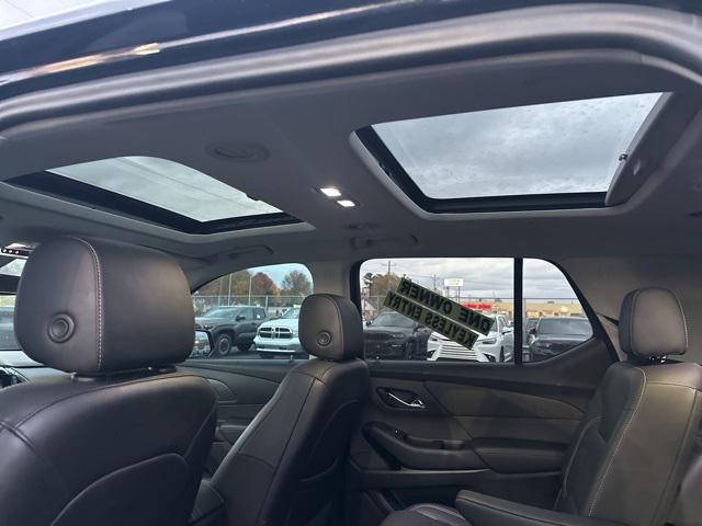 used 2021 Chevrolet Traverse car, priced at $28,400