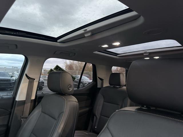 used 2021 Chevrolet Traverse car, priced at $28,400