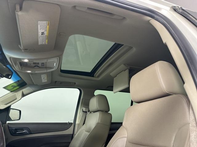 used 2015 Chevrolet Suburban car, priced at $13,685