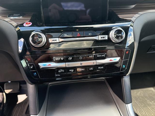 used 2023 Ford Explorer car, priced at $33,600