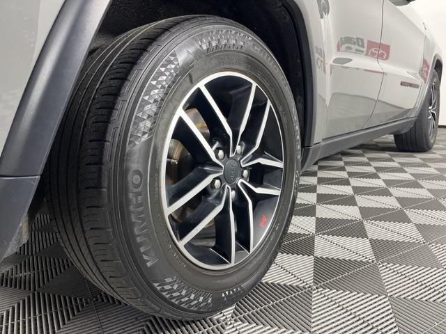 used 2020 Jeep Grand Cherokee car, priced at $25,719
