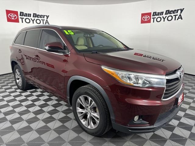 used 2015 Toyota Highlander car, priced at $18,535