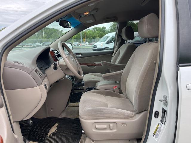 used 2005 Toyota Sienna car, priced at $4,500