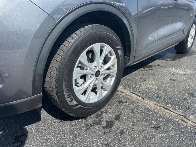 used 2023 Ford Escape car, priced at $25,000