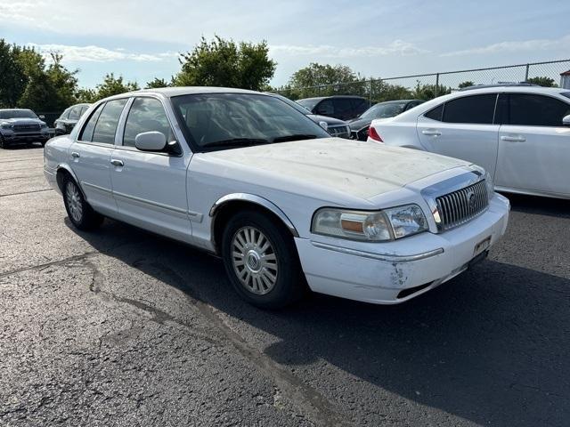 used 2006 Mercury Grand Marquis car, priced at $5,700