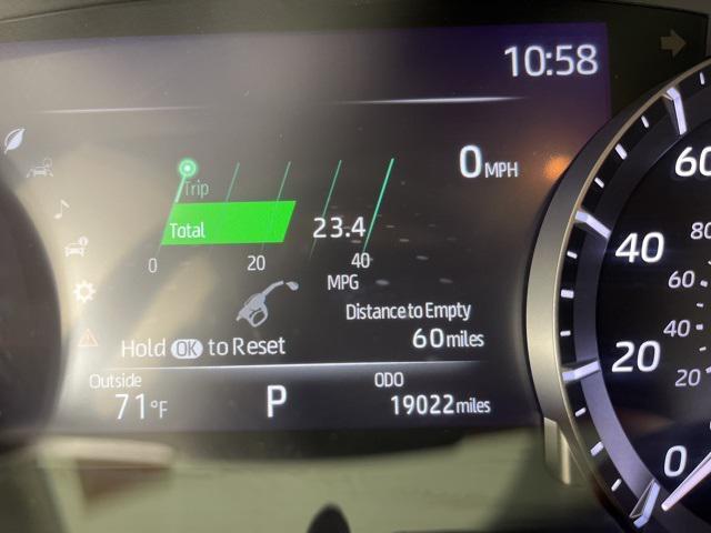 used 2022 Toyota Highlander car, priced at $42,800