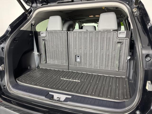 used 2022 Toyota Highlander car, priced at $42,800