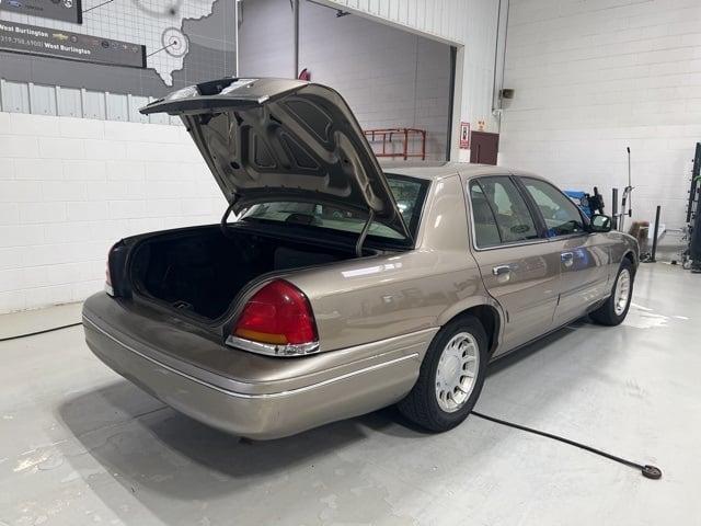 used 2002 Ford Crown Victoria car, priced at $3,700