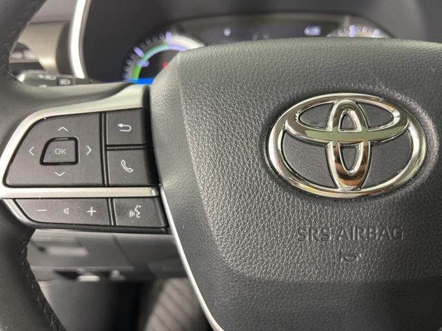 used 2023 Toyota Highlander Hybrid car, priced at $39,160