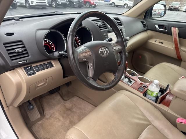 used 2008 Toyota Highlander car, priced at $9,984