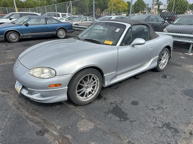 used 2003 Mazda MX-5 Miata car, priced at $10,900