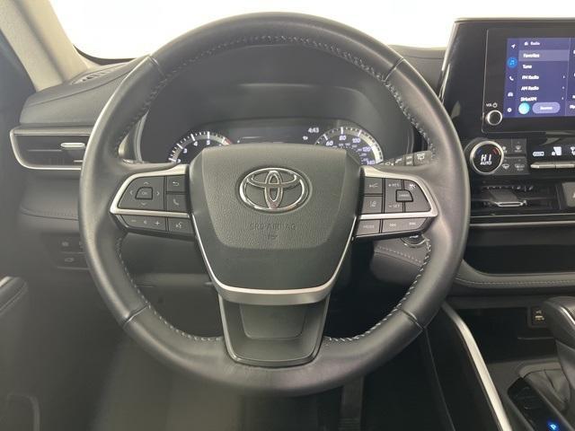 used 2023 Toyota Highlander car, priced at $34,312