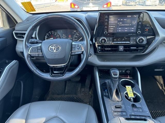 used 2021 Toyota Highlander car, priced at $35,000