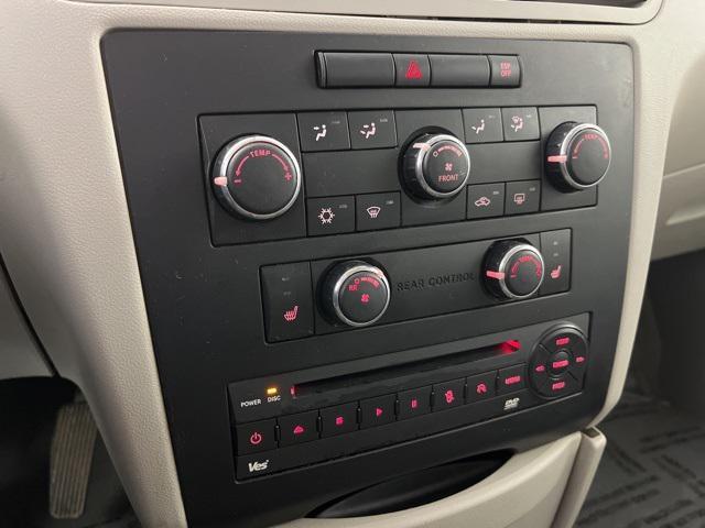 used 2010 Volkswagen Routan car, priced at $4,500