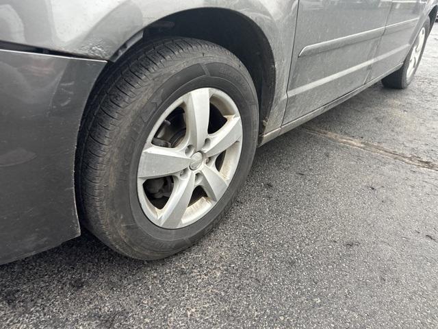 used 2010 Volkswagen Routan car, priced at $7,995